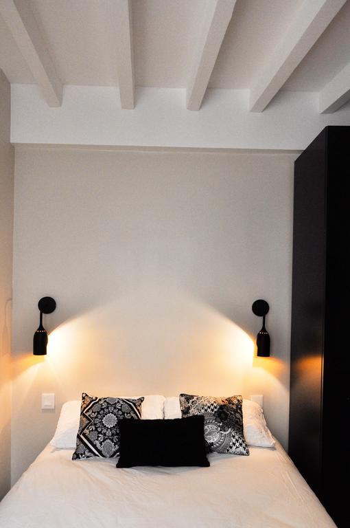 Duplex De Charme Au Coeur De Montmartre Paris Quarto foto